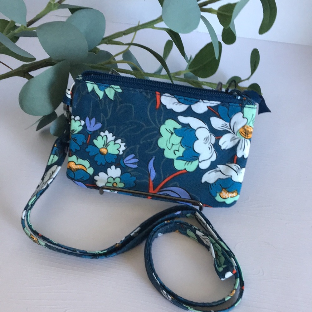 Vera Bradley Zip ID & Lanyard NWT